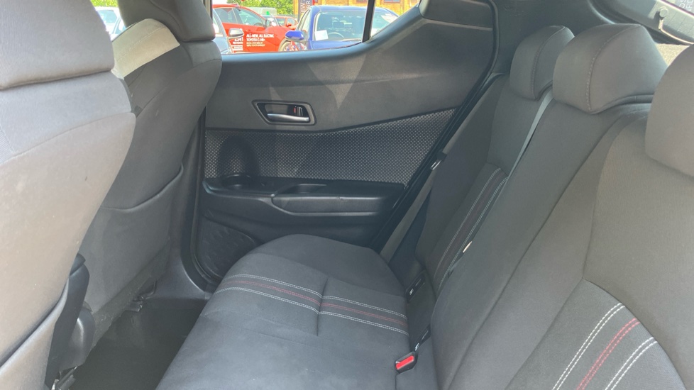 Toyota C-HR 1.8 Hybrid GR Sport 5dr CVT Hybrid Hatchback - Image 15