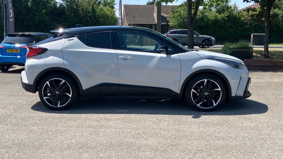 Toyota C-HR 1.8 Hybrid GR Sport 5dr CVT Hybrid Hatchback - Image 23