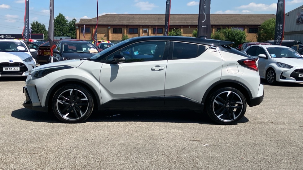 Toyota C-HR 1.8 Hybrid GR Sport 5dr CVT Hybrid Hatchback - Image 24