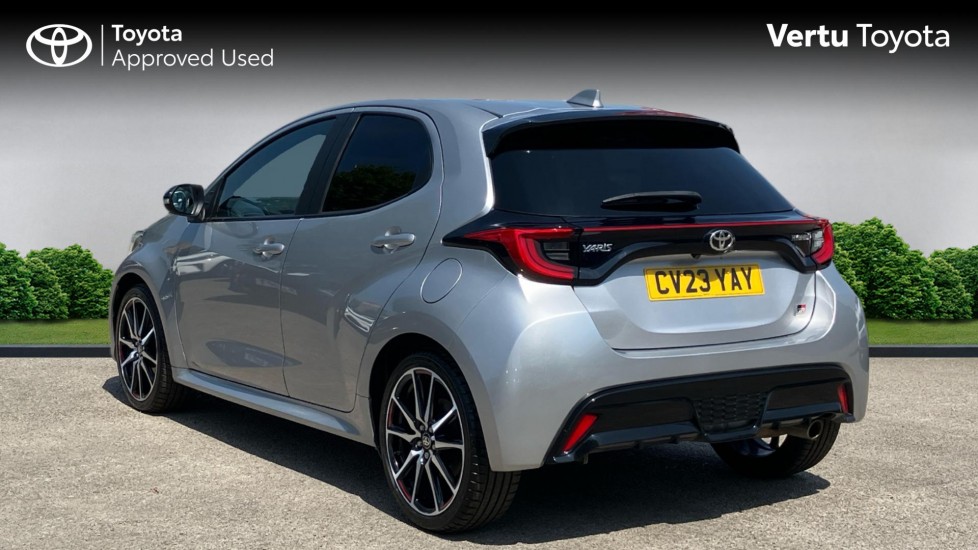 Toyota Yaris 1.5 Hybrid GR Sport 5dr CVT Hybrid Hatchback - Image 4