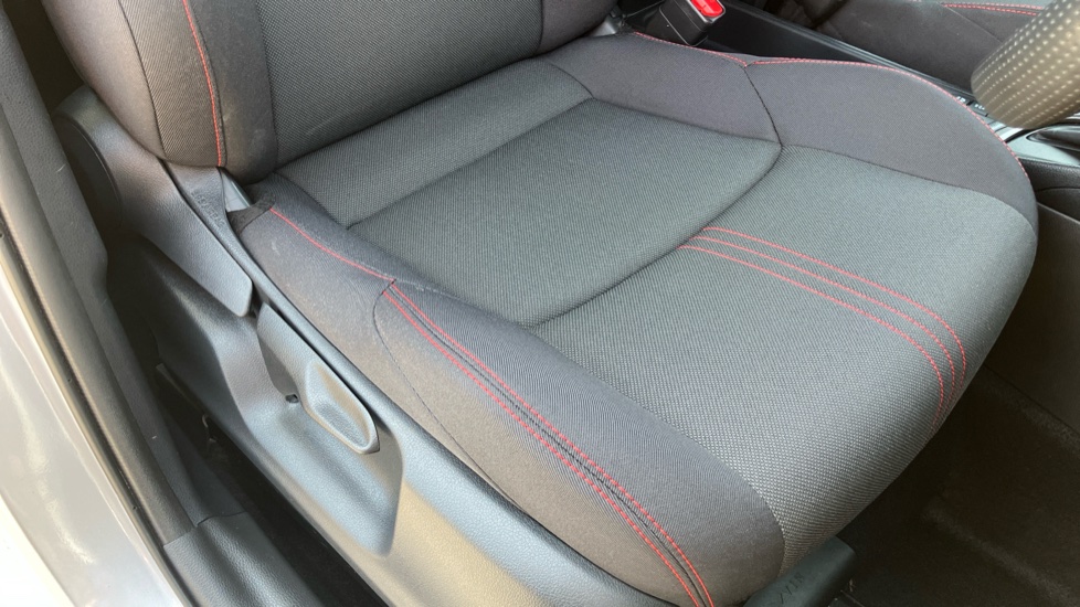 Toyota Yaris 1.5 Hybrid GR Sport 5dr CVT Hybrid Hatchback - Image 17