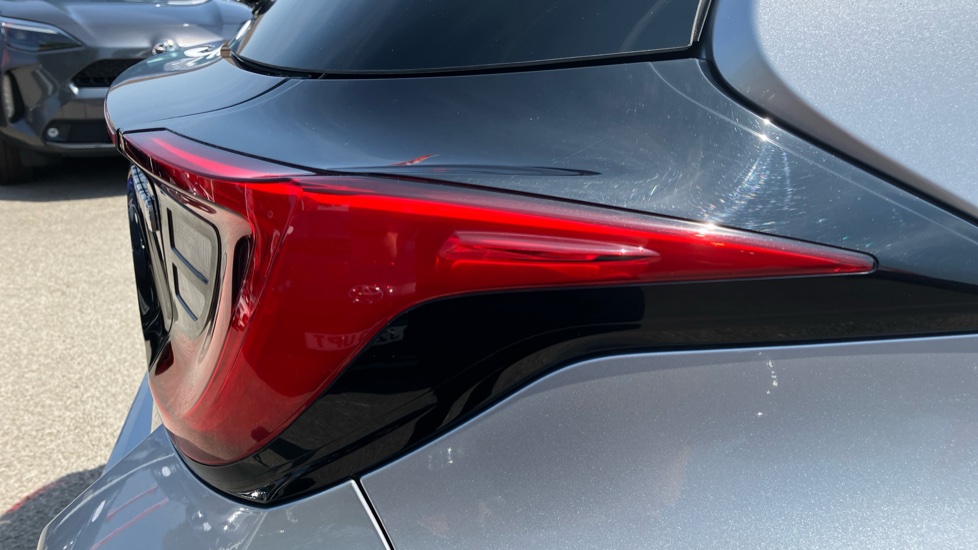 Toyota Yaris 1.5 Hybrid GR Sport 5dr CVT Hybrid Hatchback - Image 21