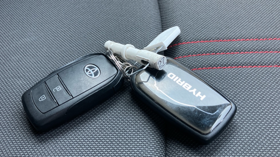Toyota Yaris 1.5 Hybrid GR Sport 5dr CVT Hybrid Hatchback - Image 28