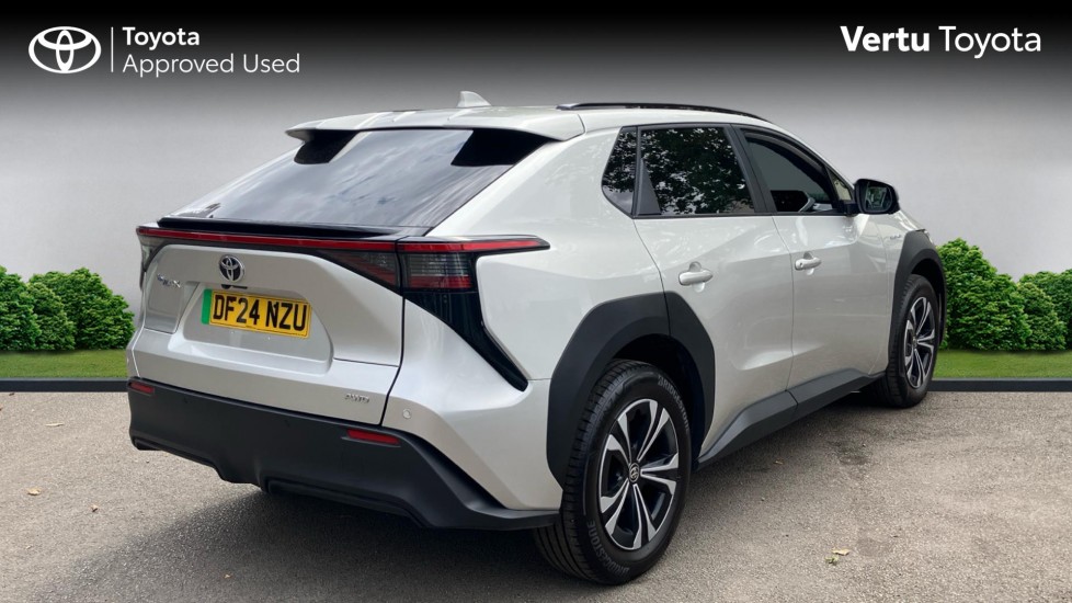 Toyota bZ4X 160kW Motion 71.4kWh 5dr Auto AWD [11kW] Electric Hatchback - Image 2