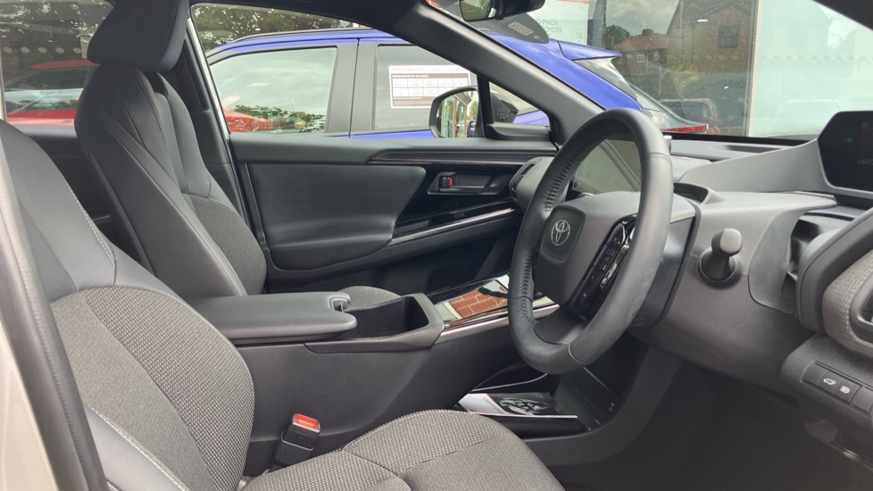 Toyota bZ4X 160kW Motion 71.4kWh 5dr Auto AWD [11kW] Electric Hatchback - Image 12
