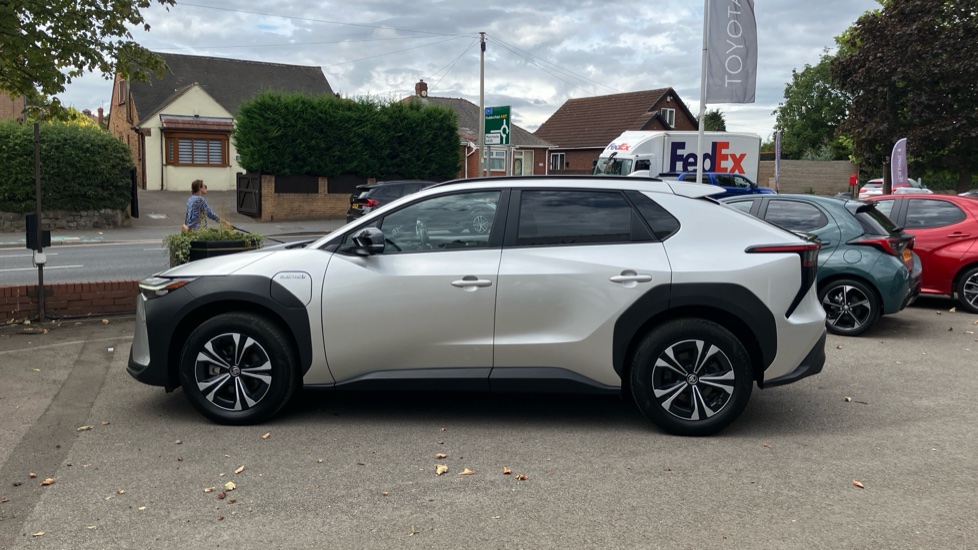 Toyota bZ4X 160kW Motion 71.4kWh 5dr Auto AWD [11kW] Electric Hatchback - Image 24