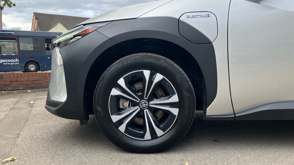 Toyota bZ4X 160kW Motion 71.4kWh 5dr Auto AWD [11kW] Electric Hatchback - Image 25