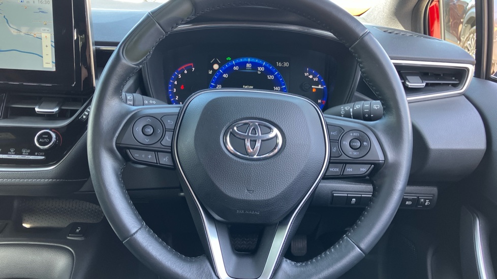 Toyota Corolla 1.8 VVT-i Hybrid Icon Tech 5dr CVT Hybrid Hatchback - Image 10