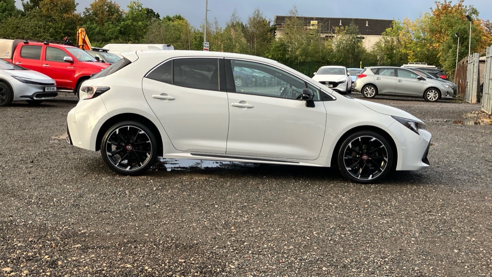 Toyota Corolla 1.8 VVT-i Hybrid GR Sport 5dr CVT Hybrid Hatchback - Image 23
