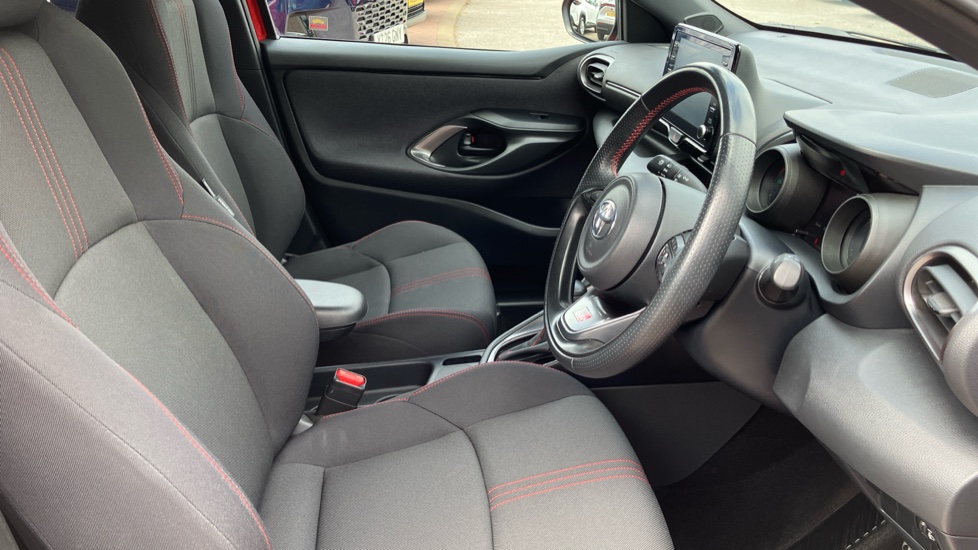 Toyota Yaris 1.5 Hybrid GR Sport 5dr CVT Hybrid Hatchback - Image 12
