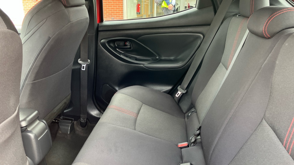 Toyota Yaris 1.5 Hybrid GR Sport 5dr CVT Hybrid Hatchback - Image 15