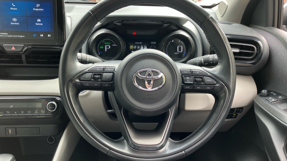 Toyota Yaris 1.5 Hybrid Excel 5dr CVT Hybrid Hatchback - Image 10