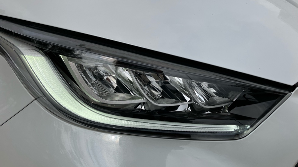 Toyota Yaris 1.5 Hybrid Excel 5dr CVT Hybrid Hatchback - Image 20