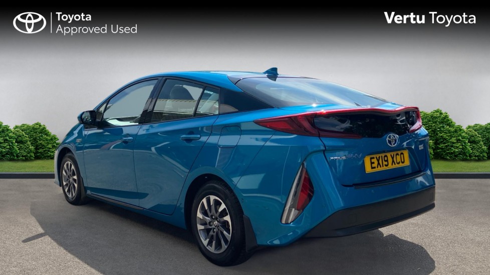 Toyota Prius 1.8 PHEV Excel 5dr CVT Hatchback - Image 4