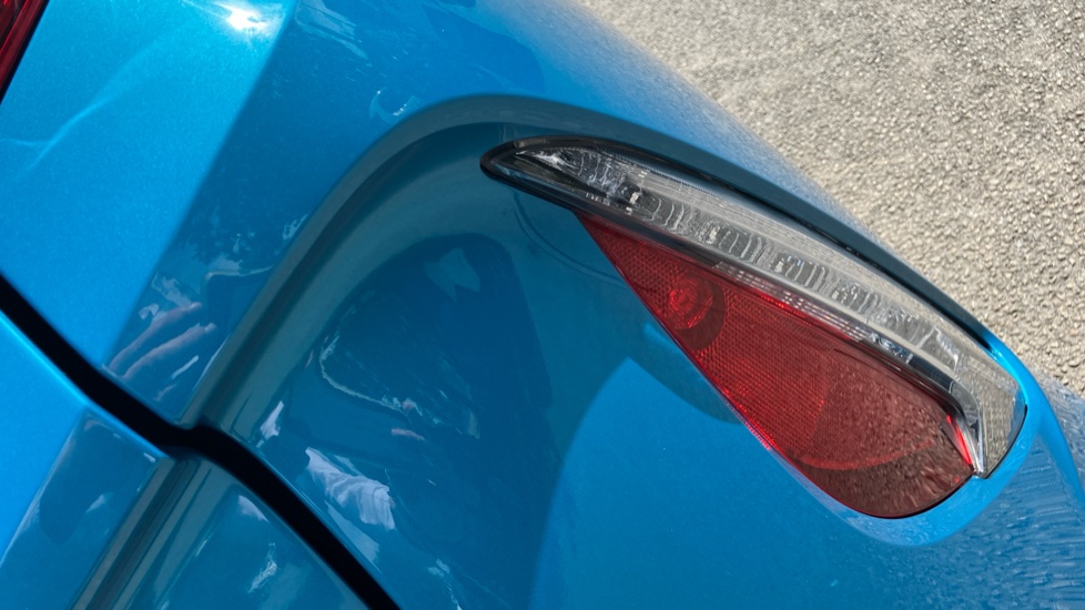Toyota Prius 1.8 PHEV Excel 5dr CVT Hatchback - Image 29