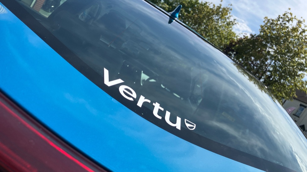 Toyota Prius 1.8 PHEV Excel 5dr CVT Hatchback - Image 30