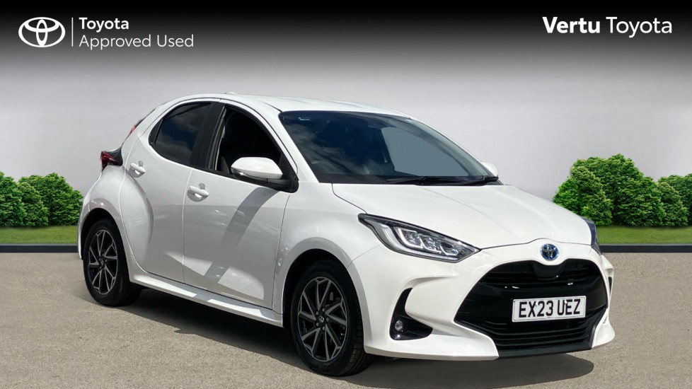 Toyota Yaris 1.5 Hybrid Design 5dr CVT Hybrid Hatchback - Image 1