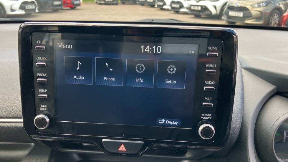 Toyota Yaris 1.5 Hybrid Design 5dr CVT Hybrid Hatchback - Image 9