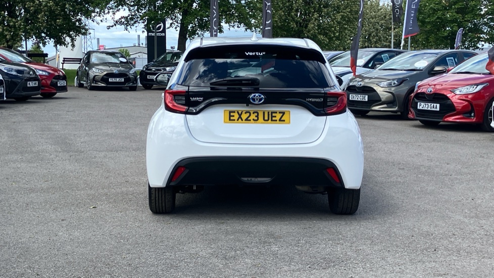 Toyota Yaris 1.5 Hybrid Design 5dr CVT Hybrid Hatchback - Image 26