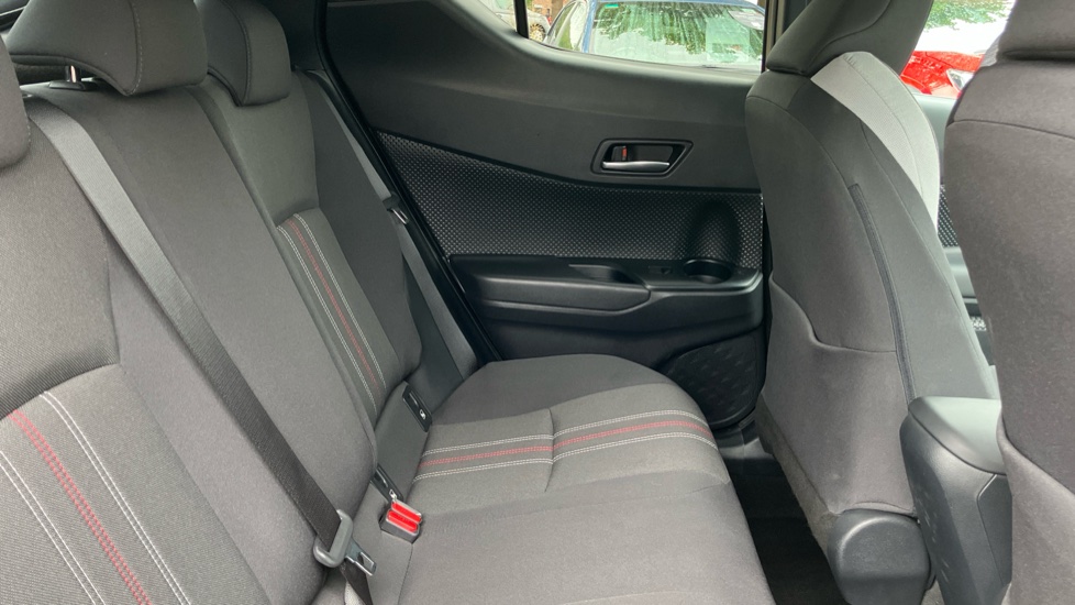 Toyota C-HR 1.8 Hybrid GR Sport 5dr CVT Hybrid Hatchback - Image 8