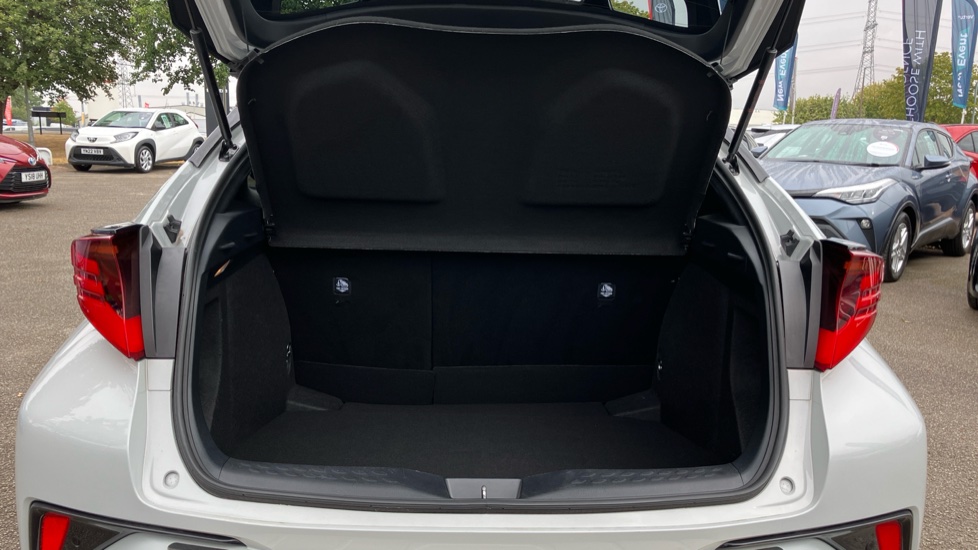 Toyota C-HR 1.8 Hybrid GR Sport 5dr CVT Hybrid Hatchback - Image 13