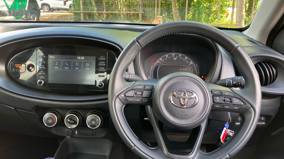 Toyota Aygo X 1.0 VVT-i Pure 5dr Petrol Hatchback - Image 7