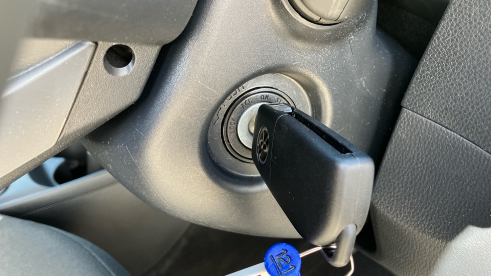 Toyota Aygo X 1.0 VVT-i Pure 5dr Petrol Hatchback - Image 16