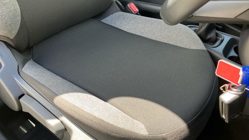 Toyota Aygo X 1.0 VVT-i Pure 5dr Petrol Hatchback - Image 17