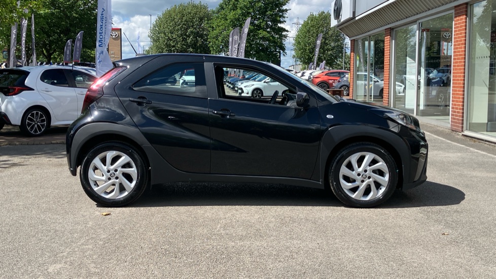 Toyota Aygo X 1.0 VVT-i Pure 5dr Petrol Hatchback - Image 23