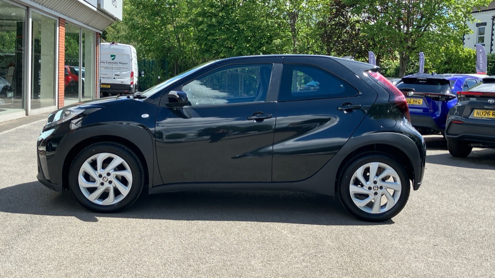 Toyota Aygo X 1.0 VVT-i Pure 5dr Petrol Hatchback - Image 24