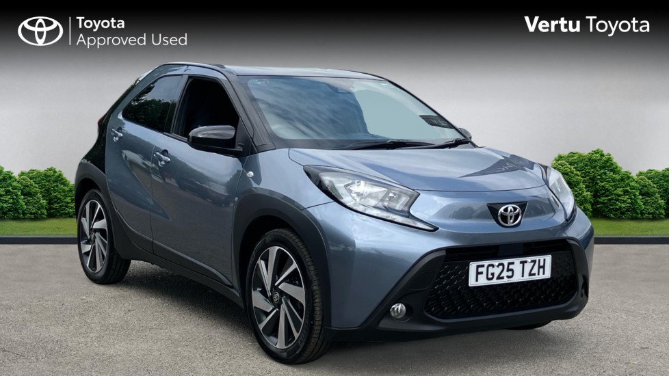 Toyota Aygo X 1.0 VVT-i Edge 5dr Petrol Hatchback - Image 1