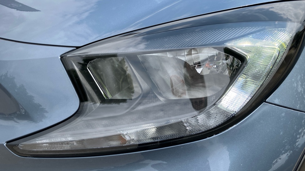 Toyota Aygo X 1.0 VVT-i Edge 5dr Petrol Hatchback - Image 20