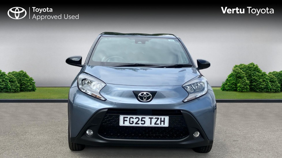 Toyota Aygo X 1.0 VVT-i Edge 5dr Petrol Hatchback - Image 22
