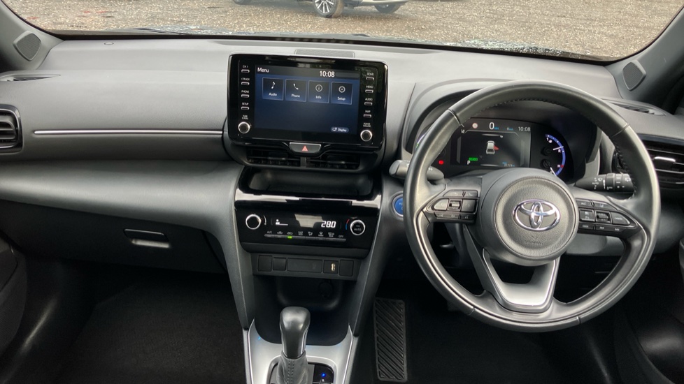 Toyota Yaris Cross 1.5 Hybrid Design 5dr CVT Hybrid Estate - Image 6