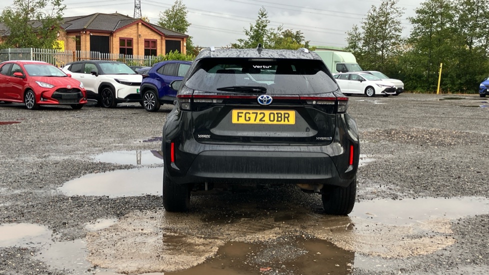 Toyota Yaris Cross 1.5 Hybrid Design 5dr CVT Hybrid Estate - Image 26