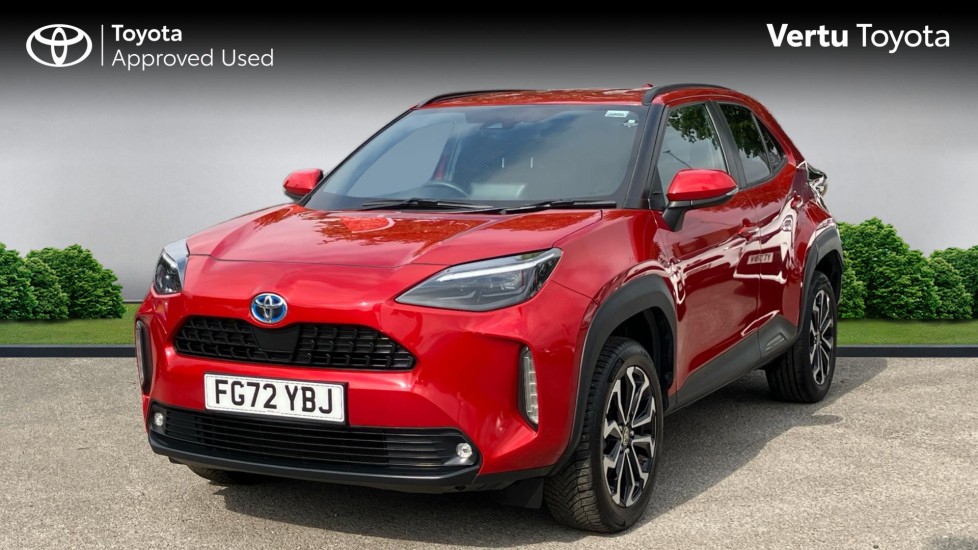 Toyota Yaris Cross 1.5 Hybrid Design 5dr CVT Hybrid Estate - Image 3