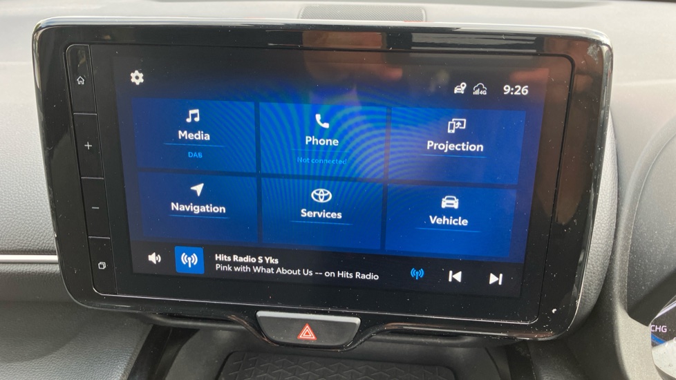 Toyota Yaris Cross 1.5 Hybrid Design 5dr CVT Hybrid Estate - Image 9