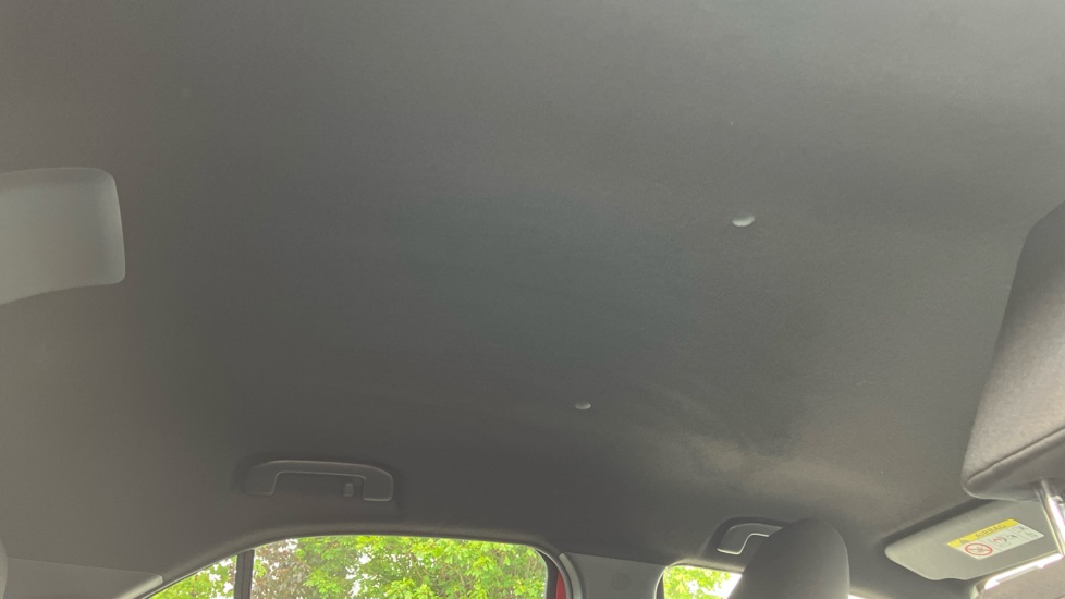 Toyota Yaris Cross 1.5 Hybrid Design 5dr CVT Hybrid Estate - Image 19