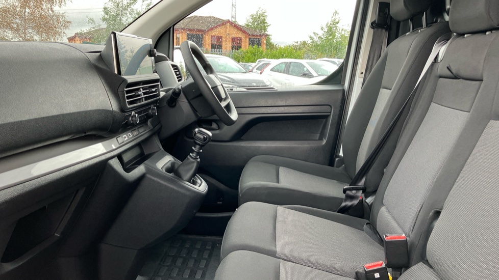 Toyota Proace L2 Diesel 2.0D 145 Icon Van - Image 5