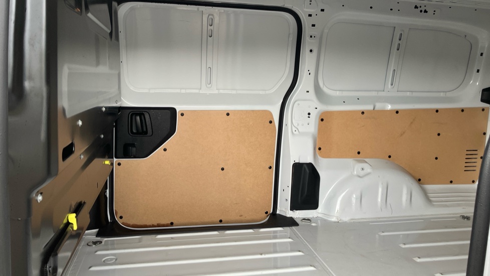 Toyota Proace L2 Diesel 2.0D 145 Icon Van - Image 15