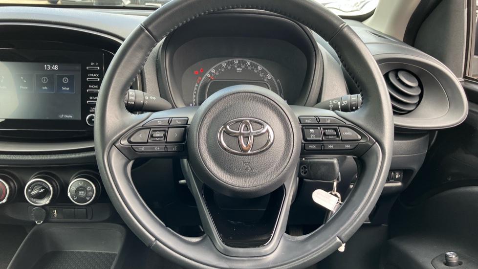Toyota Aygo X 1.0 VVT-i Pure 5dr Petrol Hatchback - Image 10