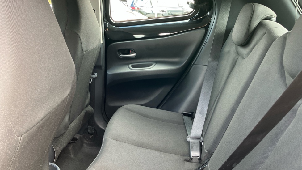 Toyota Aygo X 1.0 VVT-i Pure 5dr Petrol Hatchback - Image 15