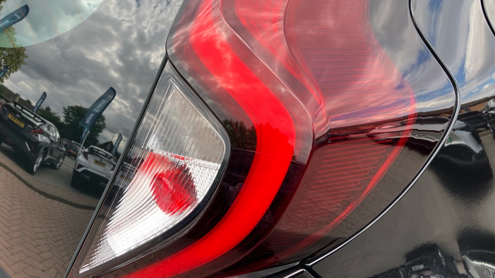 Toyota Aygo X 1.0 VVT-i Pure 5dr Petrol Hatchback - Image 21