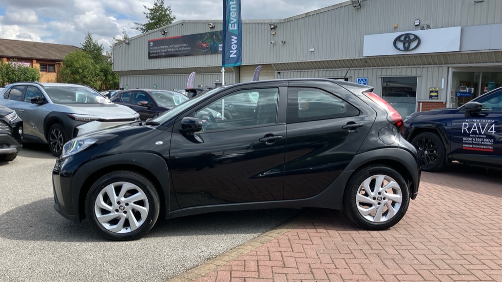 Toyota Aygo X 1.0 VVT-i Pure 5dr Petrol Hatchback - Image 24
