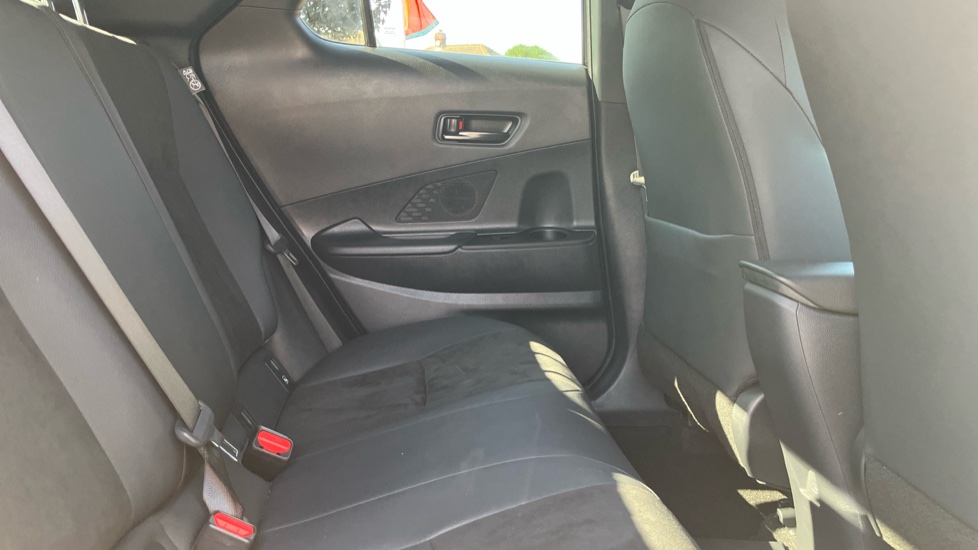Toyota C-HR 2.0 PHEV GR Sport 5dr CVT Hatchback - Image 8