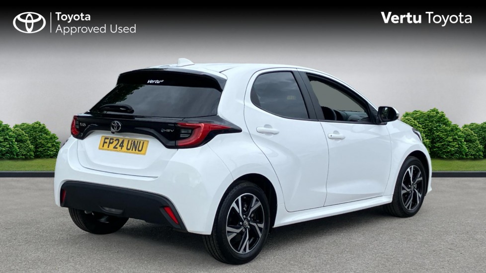 Toyota Yaris 1.5 Hybrid Design 5dr CVT Hybrid Hatchback - Image 2