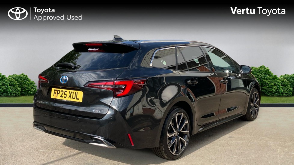 Toyota Corolla 1.8 Hybrid Excel 5dr CVT Hybrid Estate - Image 2