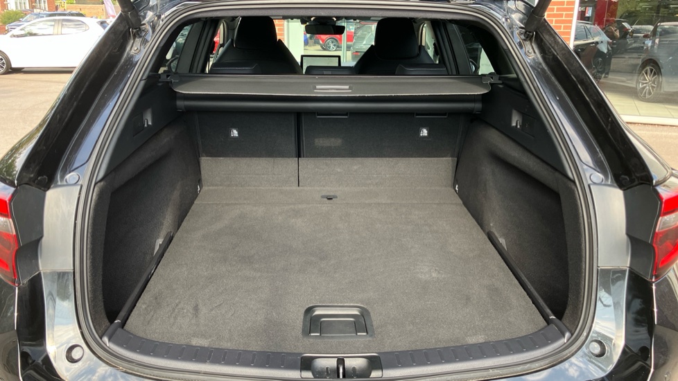 Toyota Corolla 1.8 Hybrid Excel 5dr CVT Hybrid Estate - Image 13