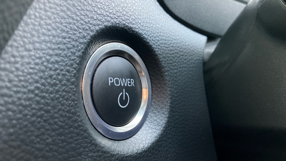 Toyota Corolla 1.8 Hybrid Excel 5dr CVT Hybrid Estate - Image 16