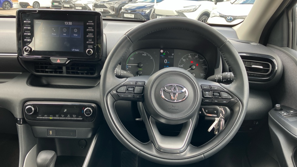 Toyota Yaris 1.5 Hybrid Icon 5dr CVT Hybrid Hatchback - Image 7